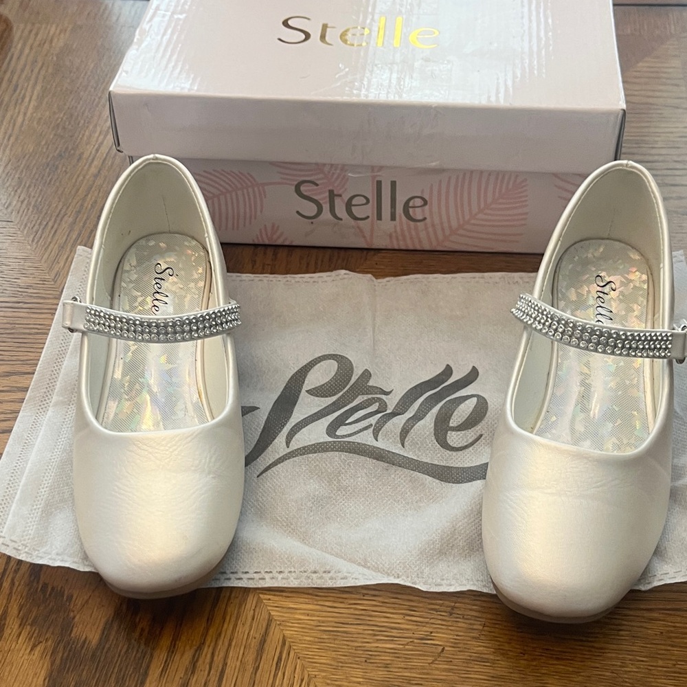 Elle White Kids Dress Shoes with Rhinestone Strap